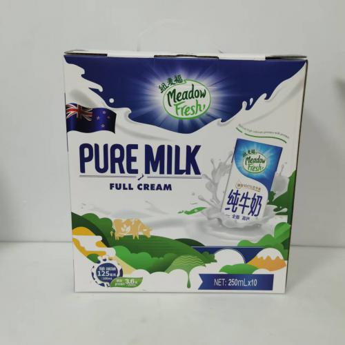 纽麦福3.6g蛋白全脂高钙纯牛奶礼盒装（250ml*10支）*6提/件