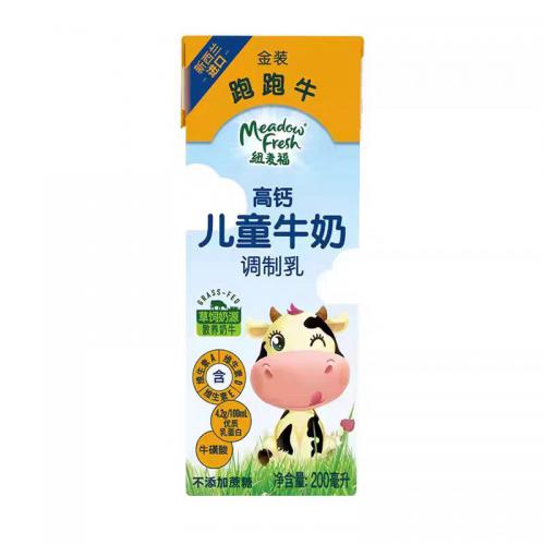 纽麦福金装跑跑牛4.2蛋白全脂高钙儿童牛奶 200ml*6支*5组/件