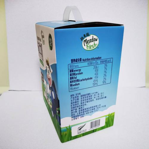 纽麦福跑跑牛4.0全脂高钙纯牛奶礼盒装（200ml*12支）*6提/件